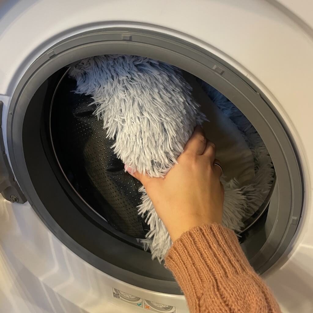 Helyezd a mosógépbe